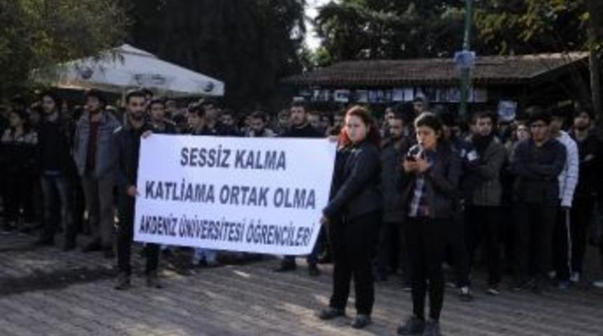 Akdeniz &Uuml;niversitesi&rsquo;nde Salon Tartışması S&uuml;r&uuml;yor