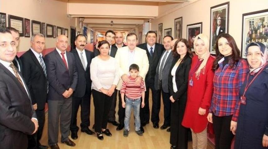 Başkan Kadıoğlu: "&ccedil;ocuklarımızın Eğitiminde Temel İhtiya&ccedil;larını Karşılıyoruz"