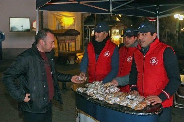 Büyükşehir’den Kandil Simitleri