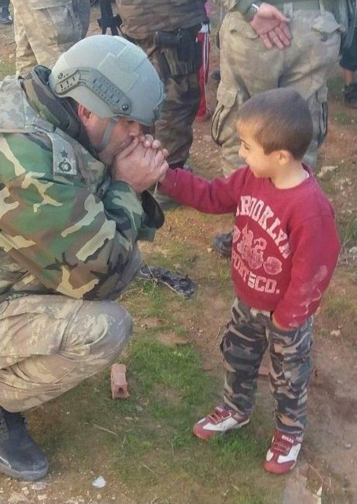 İşte Mehmetçiğin Şefkati G1