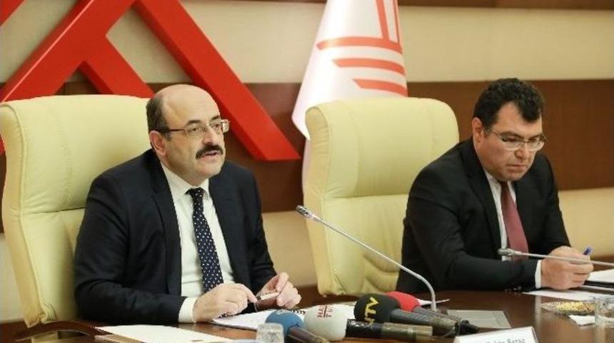 Y&uuml;ksek&ouml;ğretim Kalite Kurulu İlk Toplantısını Ger&ccedil;ekleştirdi