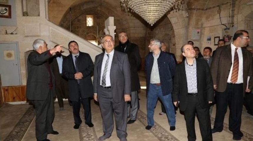 Restorasyon Yapılacak Camilerde İncelemede Bulunuldu