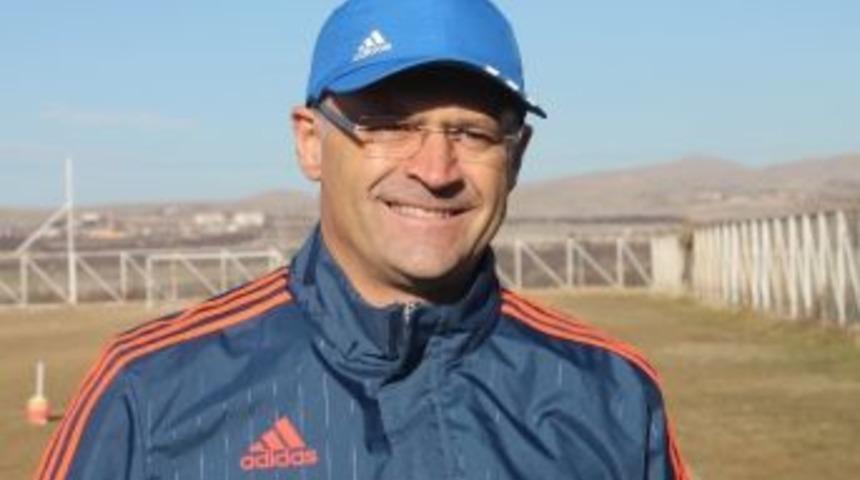 Buz: &ldquo;devre Arası Takıma Takviye Yapacağız&rdquo;