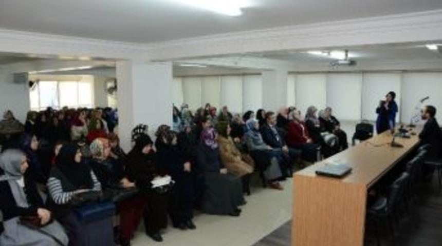 Ak Parti Kadın Kollarından Mevlit Kandili Programı