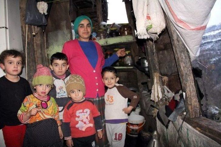 9 Çocukla Barakada Yaşam Mücadelesi G1