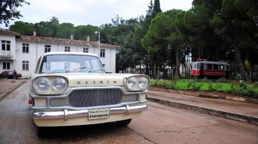 İlk Milli Otomobil &rsquo;devrim&rsquo;, Dokuma Sokaklarında