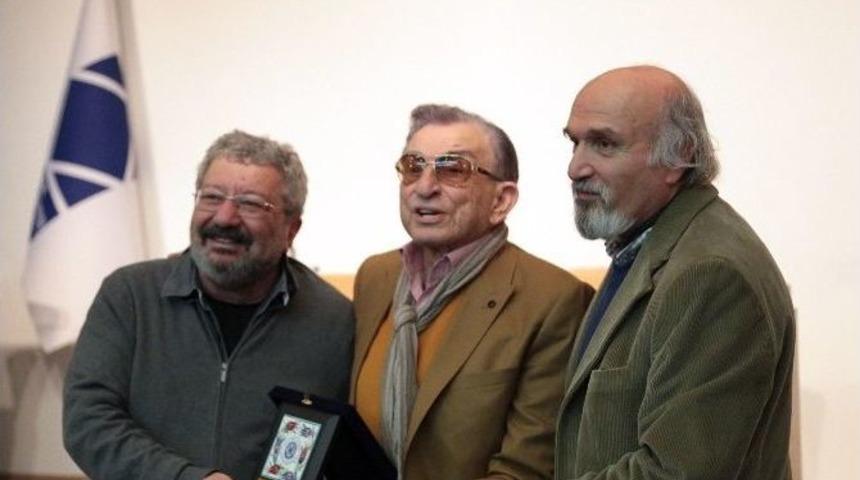 Haldun Dormen: &ldquo;t&uuml;rk Tiyatrosu En Parlak D&ouml;nemini Yaşıyor&rdquo;