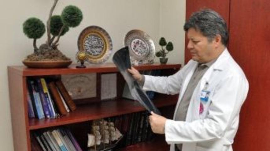 Parkinson Hastaları Beyin Pili İle Şifa Buluyor