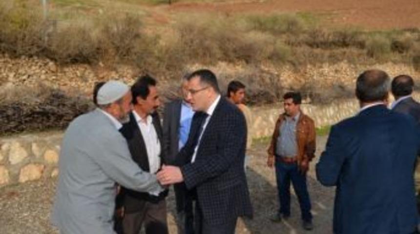Hasankeyf Kaymakamı K&ouml;yleri Ziyaret Etti