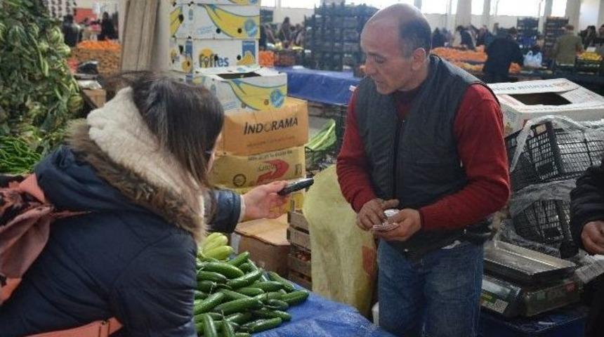 Salata Ve Domates Fiyatları Tavan Yaptı