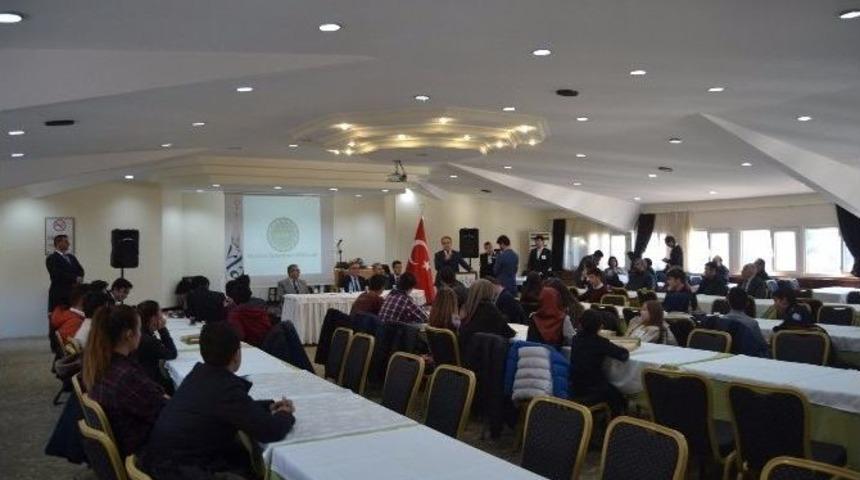 &Ouml;ğrenci Meclisi Oylat&rsquo;ta Toplandı