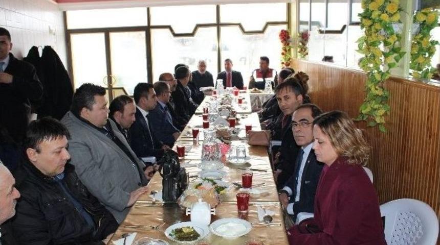 İn&ouml;n&uuml; Belediyesi Kamu &Ccedil;alışanlarına Y&ouml;resel Yemekleri İkram Etti