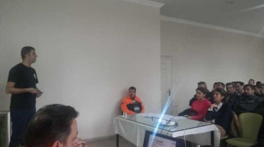 Afad Eğitimlerini S&uuml;rd&uuml;r&uuml;yor