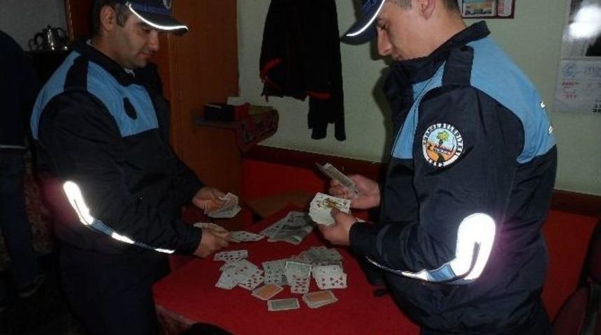 Turhal Belediyesi Zabıta Ekipleri Kıraathaneleri Denetledi