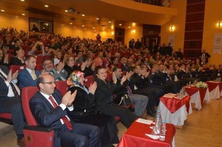 Roman Çocukların Gösterileri Büyüledi G5