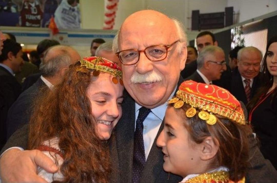 Bakan Avcı, T&uuml;rk D&uuml;nyası Bilim Olimpiyatları&rsquo;nın A&ccedil;ılışını Yaptı