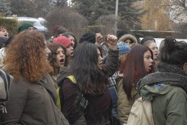 Üniversite Öğrencilerinden ’savaşa Hayır’ Eylemi