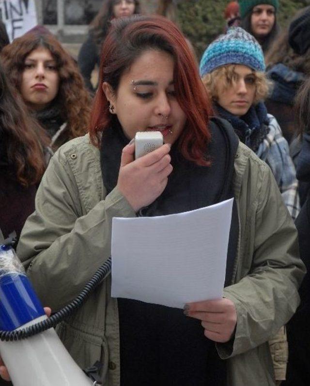 Üniversite Öğrencilerinden ’savaşa Hayır’ Eylemi