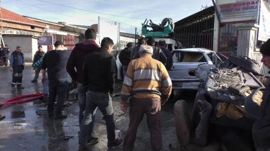 Beyşehir&rsquo;de Hurda Deposunda Yangın