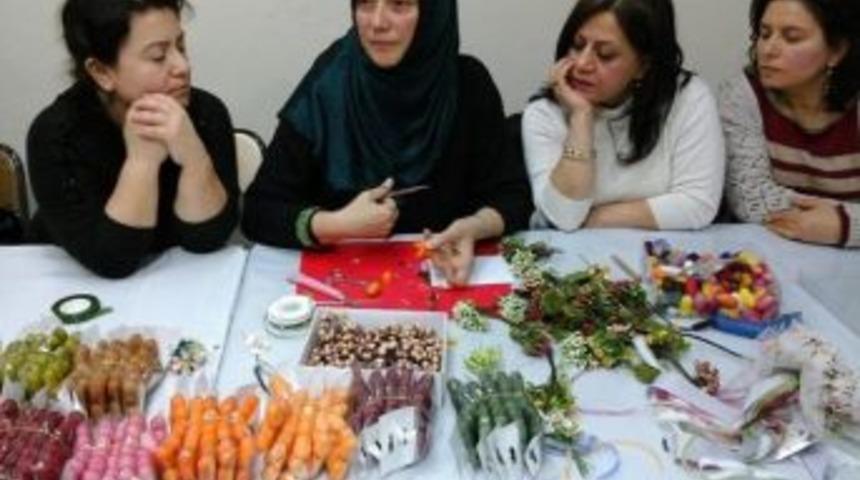 İpek Koza Sanatını Van&rsquo;da &Ouml;ğretecek