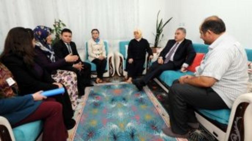 2 Yaşındaki Sma Hastası Fatma G&uuml;l&rsquo;e Valilik Desteği