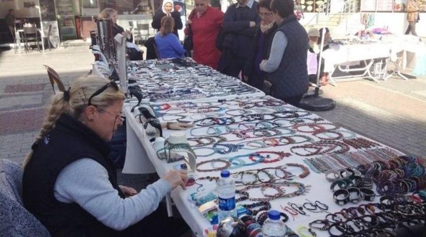 Kadın &Uuml;r&uuml;nleri Pazarı Yeni Girişimci Kadınlarla G&uuml;&ccedil;leniyor