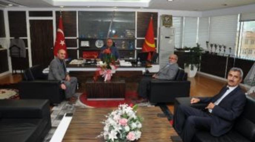 Başkan Babaş&rsquo;tan Emekliler Derneği&rsquo;ne Teşekk&uuml;r