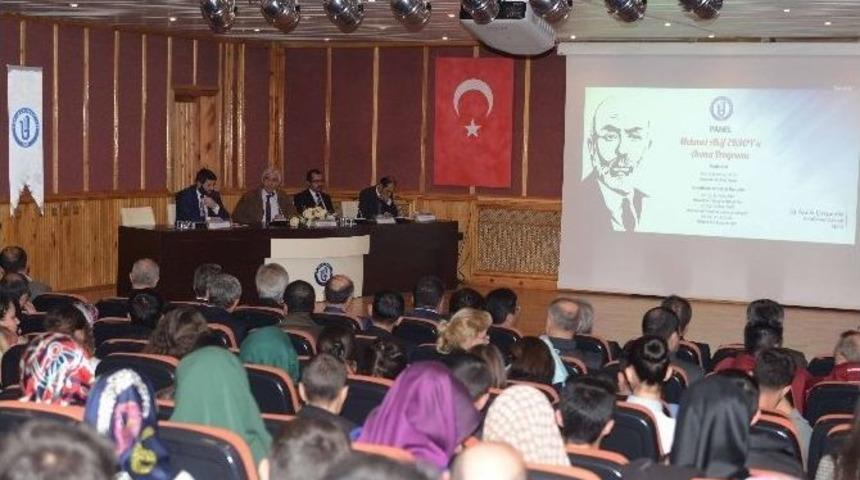 B&uuml;&rsquo;den &lsquo;milli Şair&rsquo;e Vefa