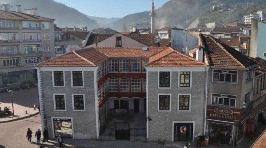 Başkan Uzuner, Yılın &ldquo;yerel Y&ouml;neticisi&rdquo; Se&ccedil;ildi