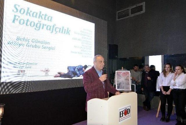 ’sokakta Fotoğrafçılık Sergisi’ne Büyük İlgi