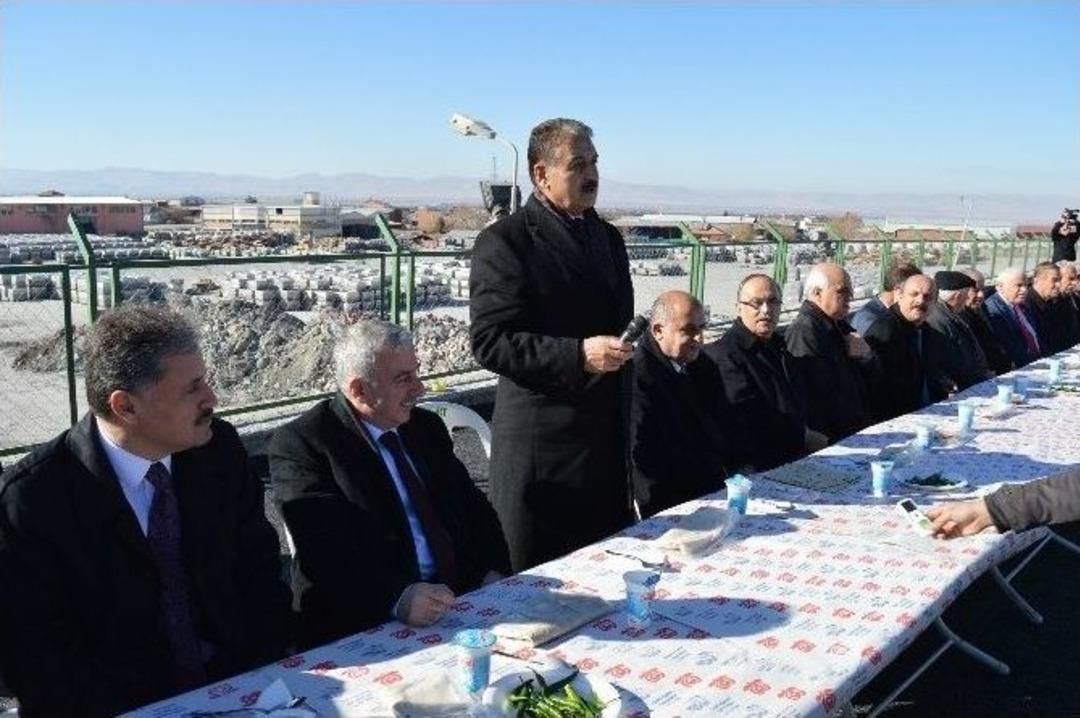 Kamyoncular Garajındaki D&uuml;zenleme &Ccedil;alışmaları Sona Erdi