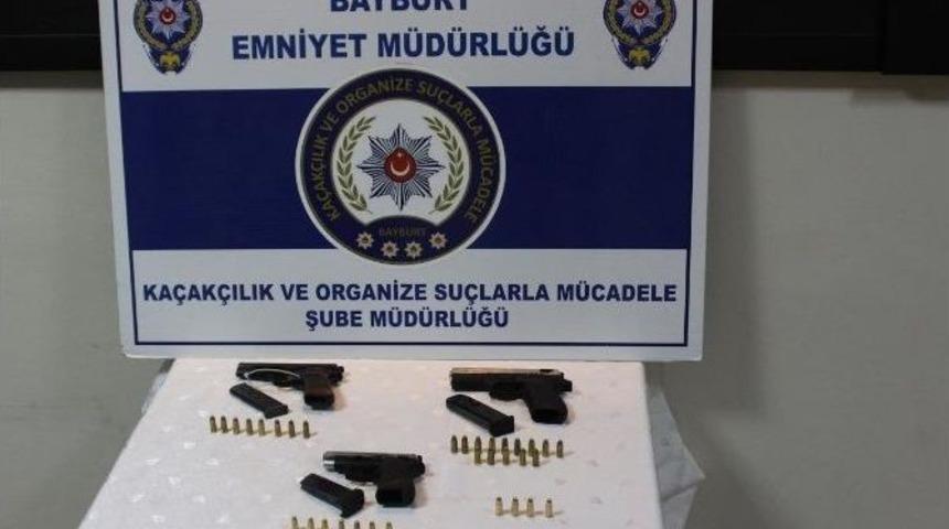 Bayburt&rsquo;ta Ruhsatsız Silah Ele Ge&ccedil;irildi