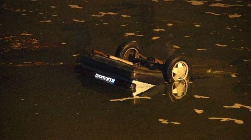 Satılığa &Ccedil;ıkardığı Aracın İ&ccedil;inde Can Verdi