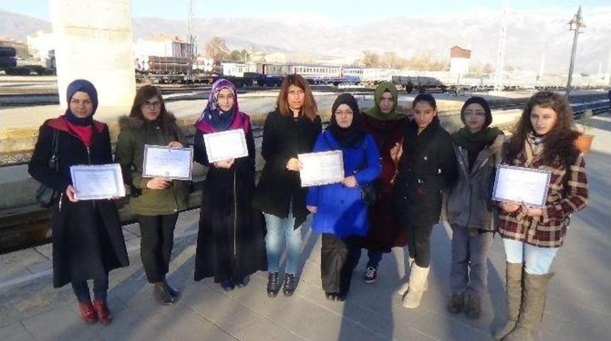 Raylı Sistem B&ouml;l&uuml;m&uuml; Mezunu Bayanlar Atama İstedi