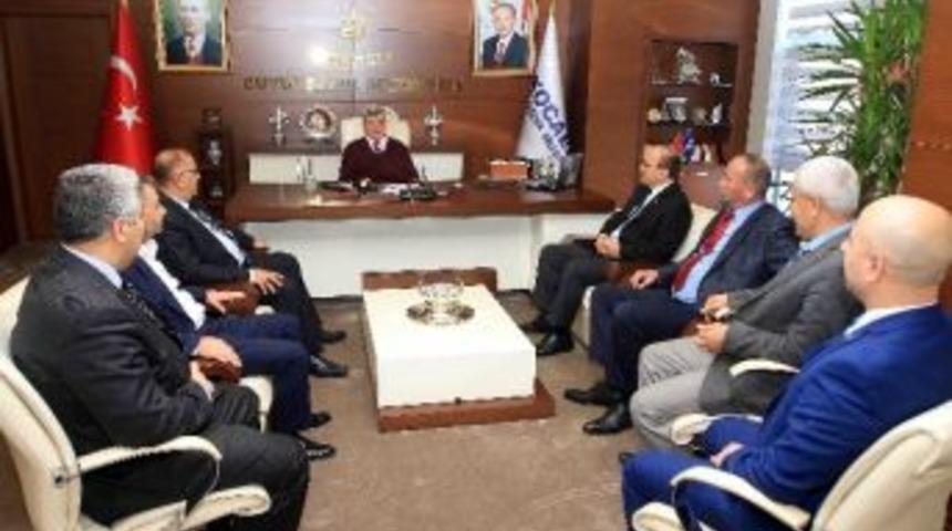 Başkan, &ldquo;esnafımız Milletimizin Birleştirici G&uuml;c&uuml;d&uuml;r&rdquo;