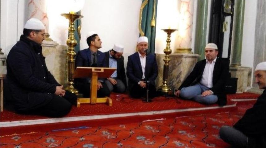 Aydın Menderes İzmir&rsquo;de Dualarla Anıldı