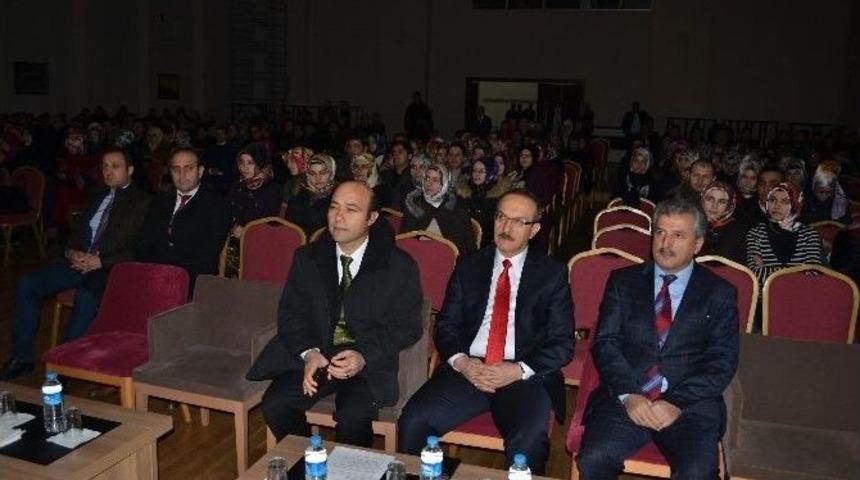 Din K&uuml;lt&uuml;r&uuml; Ve Ahlak Bilgisi &Ouml;ğretmenlerine Seminer