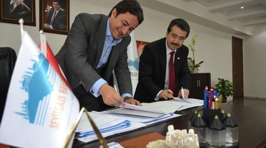 Seyitgazi&rsquo;de Sosyal Denge S&ouml;zleşmesi İmzalandı