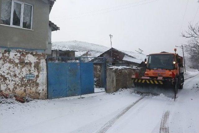 Büyükşehir Ekipleri Kar Teyakkuzunda