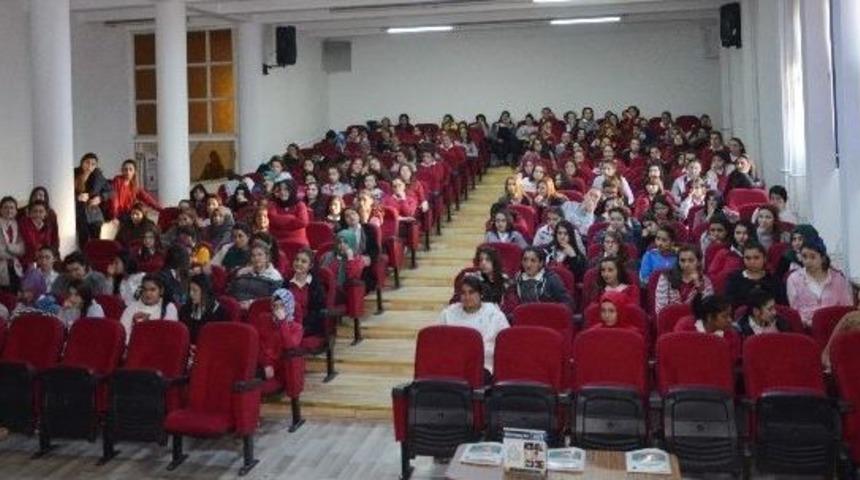 &lsquo;annem İle G&uuml;vendeyim&rsquo; Projesinin Eğitimleri Tamamlandı