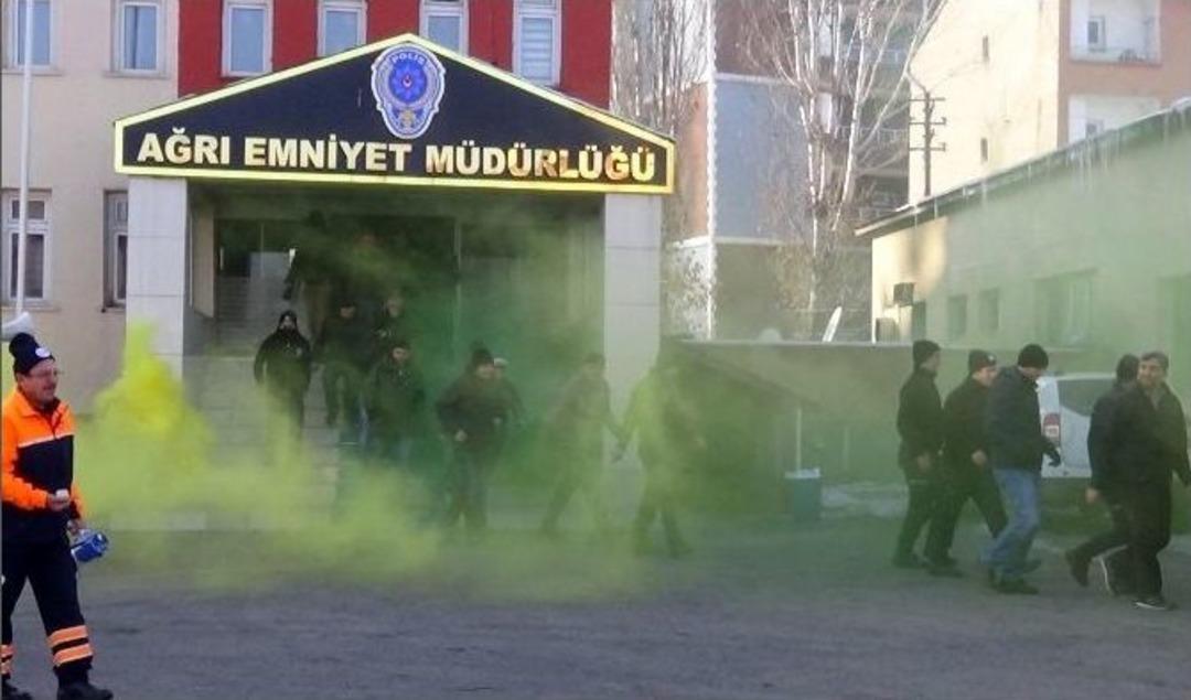 Ağrı&rsquo;da Yangın Ve Deprem Tatbikatı