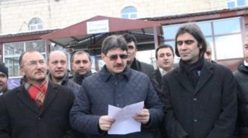 Ardahan&rsquo;daki Sivil Toplum Kuruluşlarından Ter&ouml;re Ortak Tepki