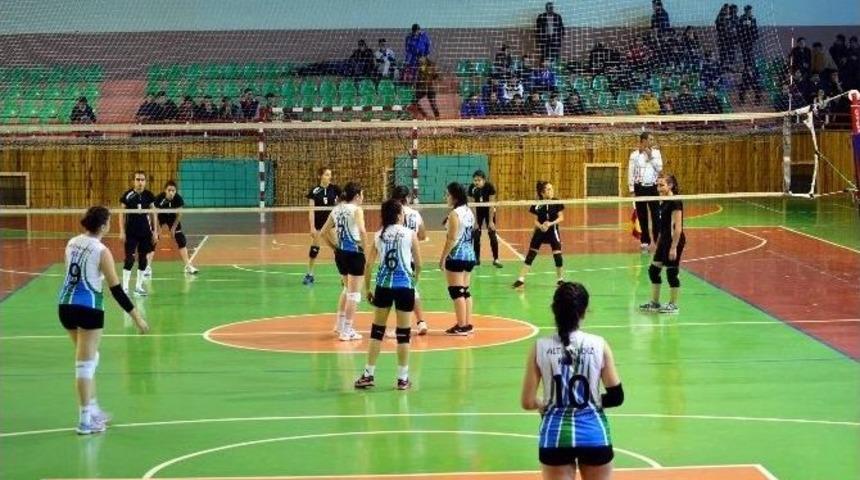Nevşehir&rsquo;de Okullararası Kızlar Voleybol Şampiyonası Sona Erdi