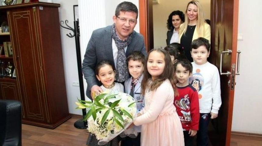 Başkan Subaşıoğlu&rsquo;na Minik &Ouml;ğrencilerden Soru Yağmuru