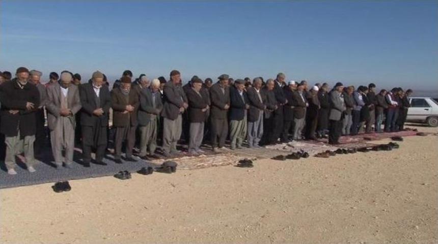 Adıyaman&rsquo;da K&ouml;yl&uuml;ler Yağmur Duasına &Ccedil;ıktı