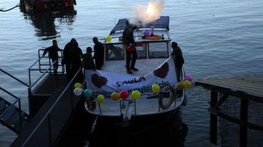 Sahilde S&uuml;rpriz Evlenme Teklifi