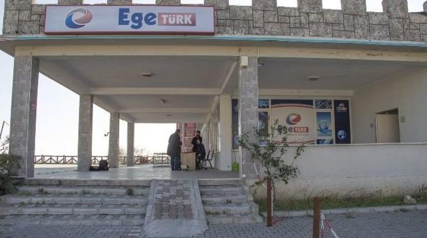 Televizyon M&uuml;h&uuml;rlenince Sokaktan Yayına Devam Ediyorlar