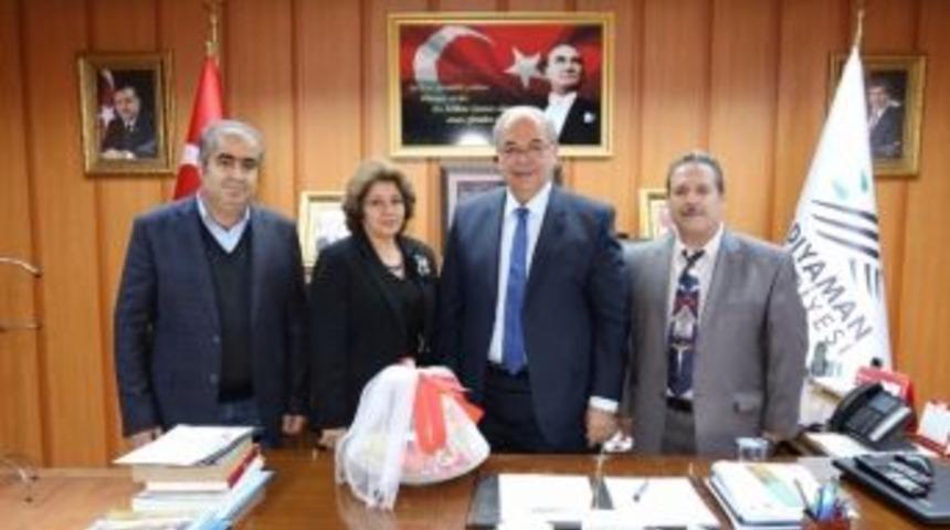 S&uuml;ryanilerden, Başkan Kutlu&rsquo;ya Ziyaret