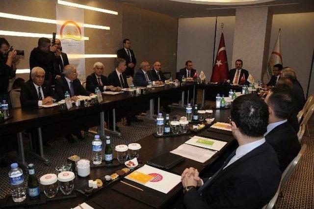 Bakan Çelik, Tarım Alanında Krizin Faturasını Açıkladı