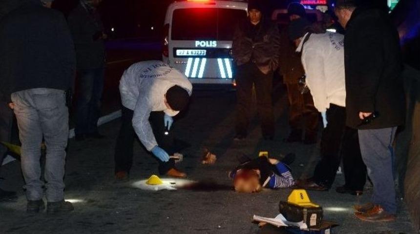 Otobanda Kadın Cesedi Bulundu